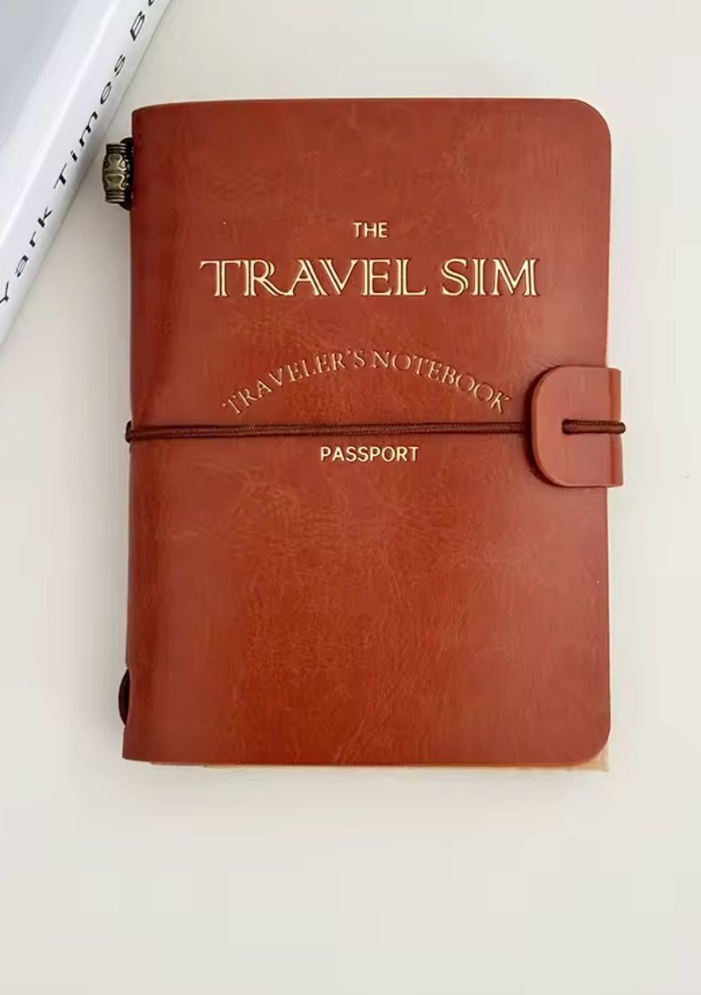 Cuaderno de viaje tipo pasaporte – estilo vintage.