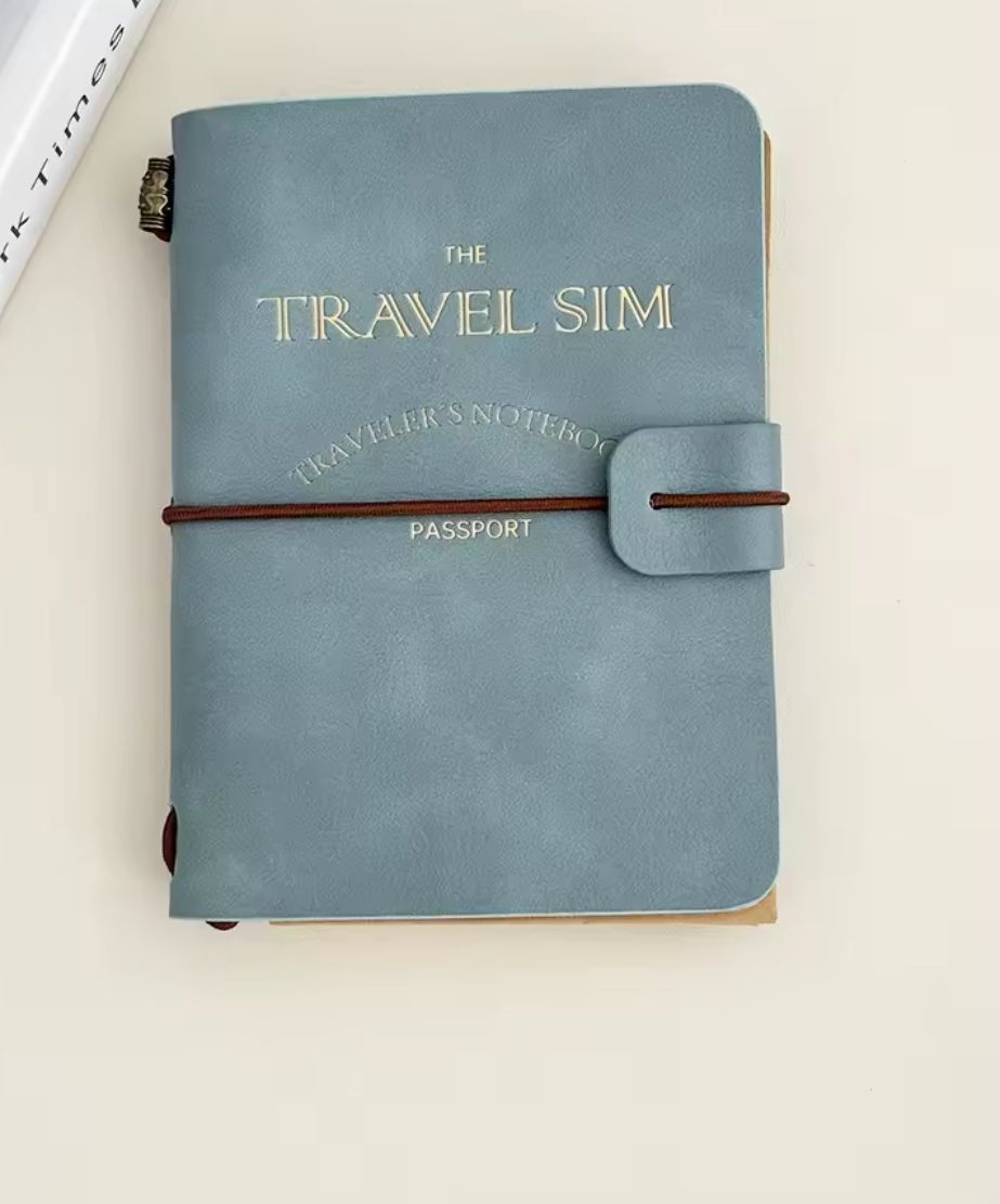Cuaderno de viaje tipo pasaporte – estilo vintage.