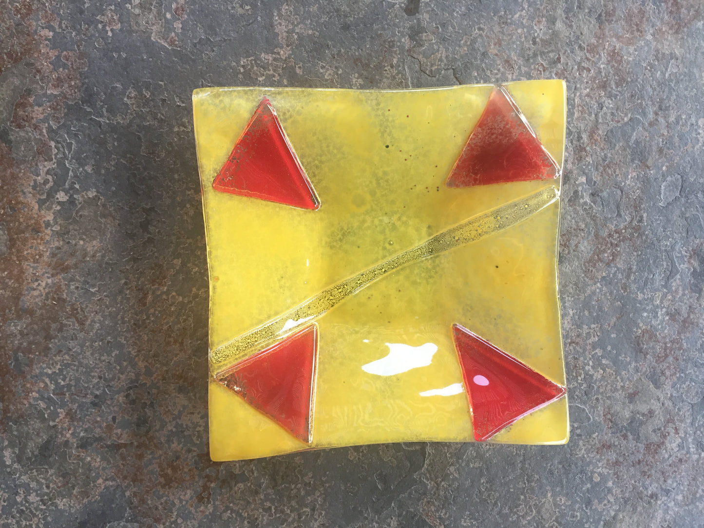 Platos cuadrados 16x16