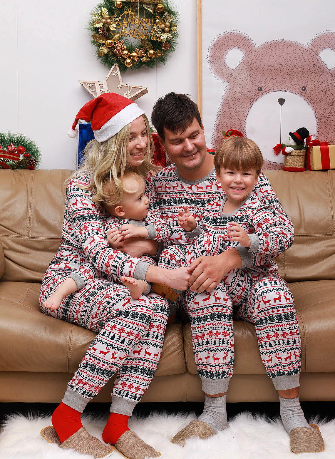Pijamas de Navidad para la Familia: Conjunto de Ropa para el Nuevo Año para Papá, Mamá, Niños y Bebés. Ropa para la Familia. COMPRA INTERNACIONAL